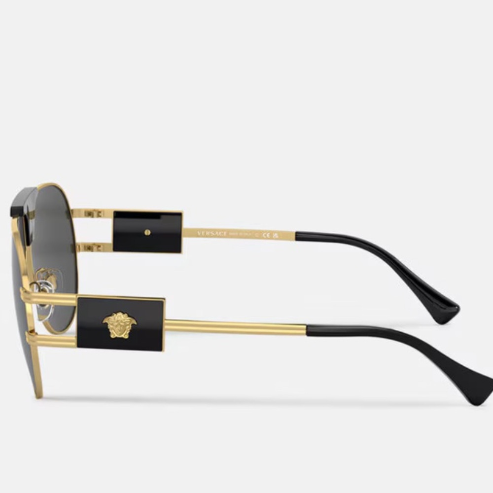 VERSACE BLACK GOLD MEDUSA UNISEX AVIATOR SUNGLASSES WITH CASE BOX AND BOOKLET - Picture 4 of 16